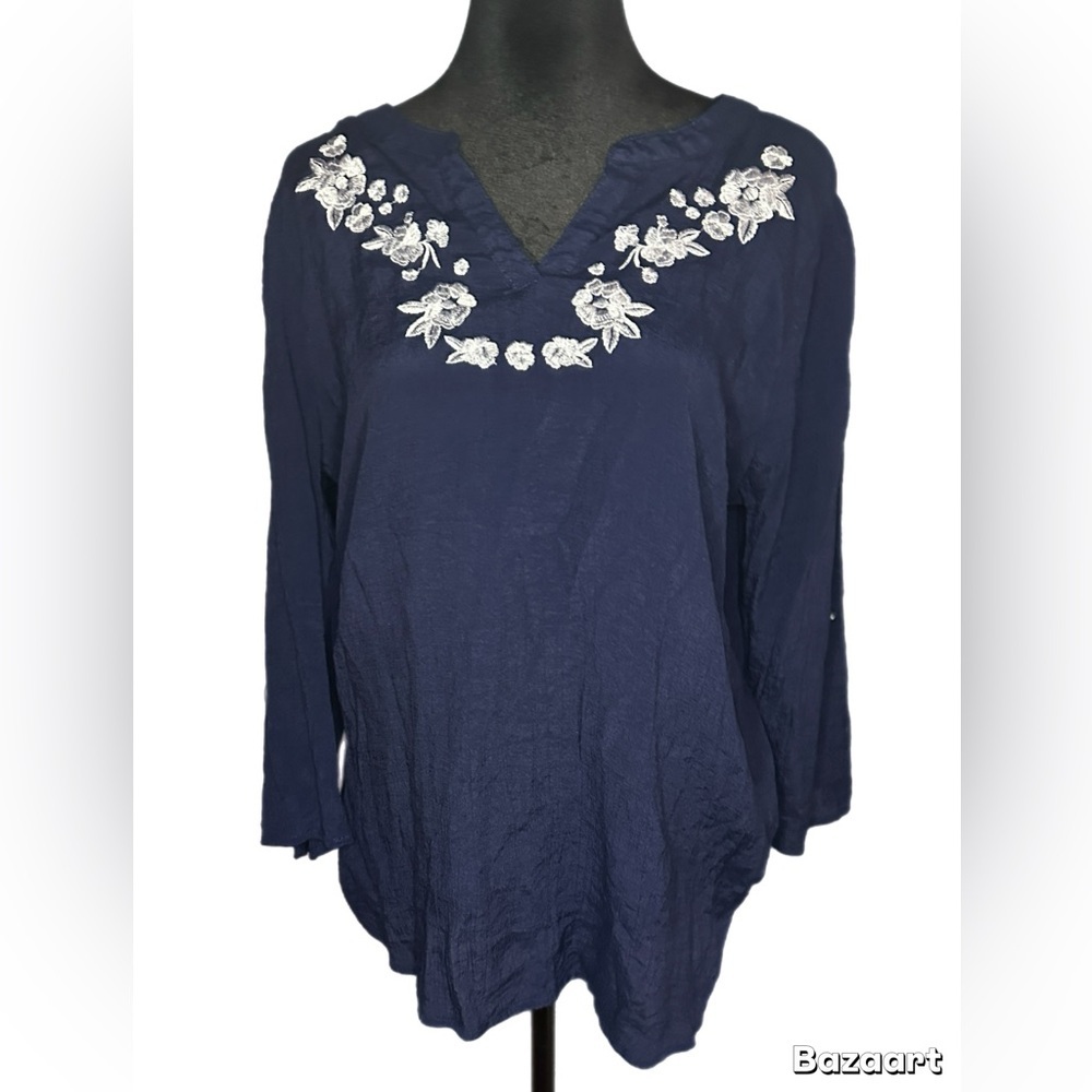 Vintage Rose Navy Blue Embroidered Women's Top